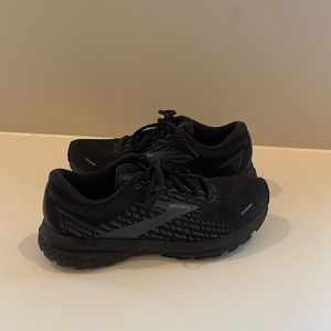Brooks ghost 13
